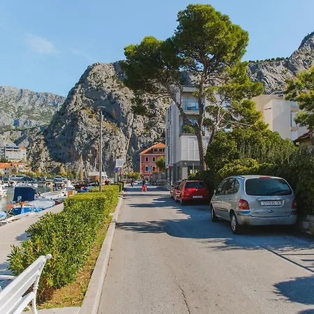 Katarina Holiday home Omis